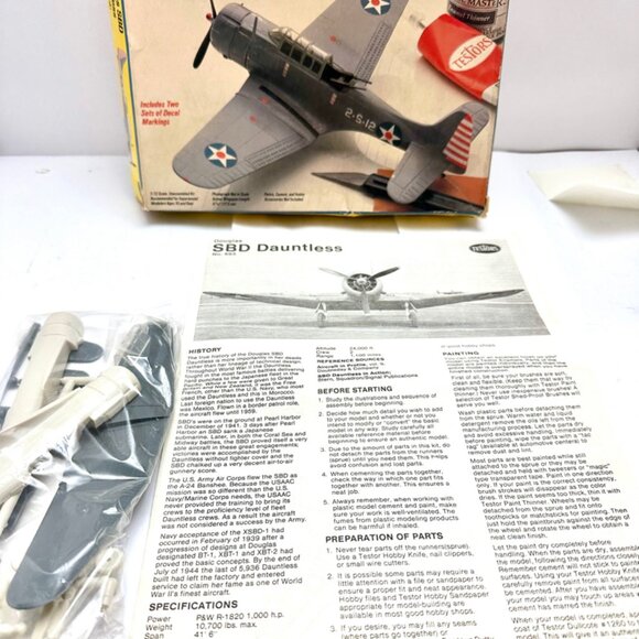 Testors 693 Douglas SBD Dauntless 1:72 scale vintage Open Box No Decals - Picture 1 of 1